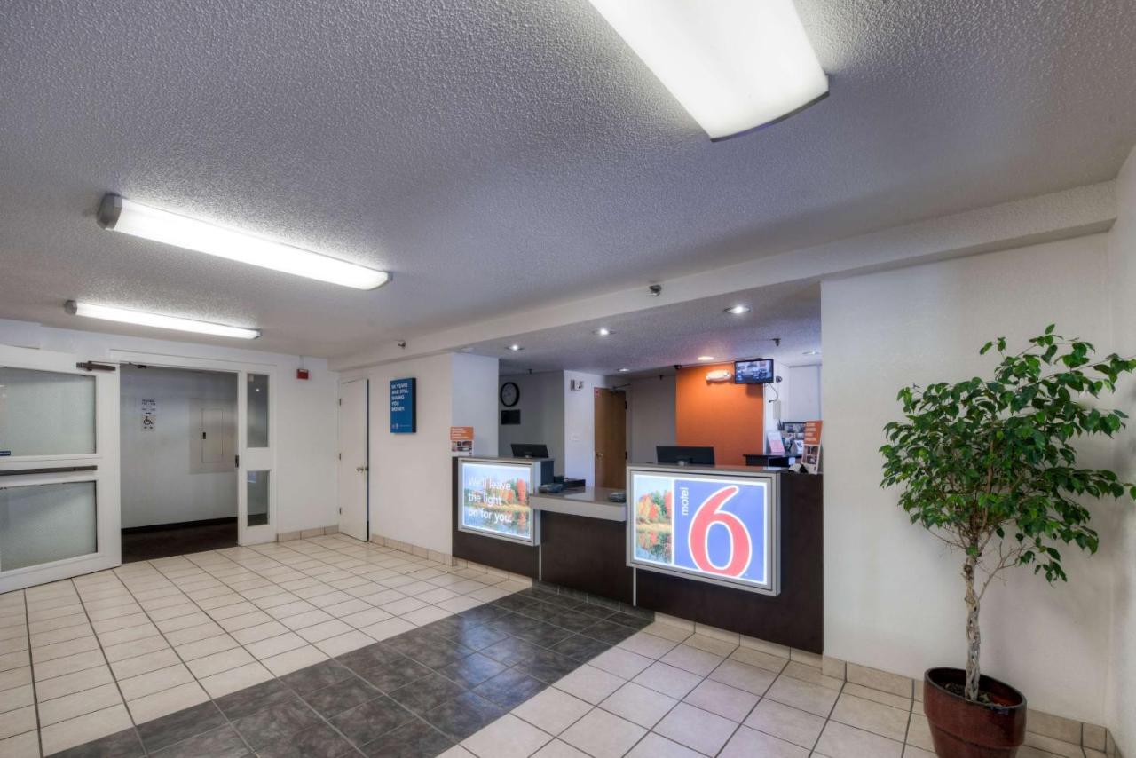 Motel 6-Branford, Ct - New Haven Eksteriør bilde